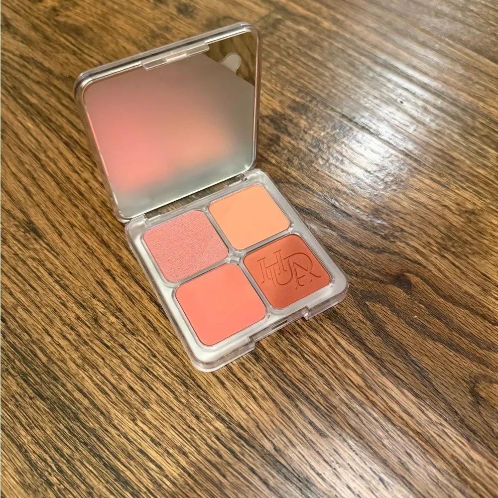 HUDA BEAUTY new no